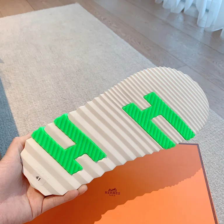 Hermes Shoe 